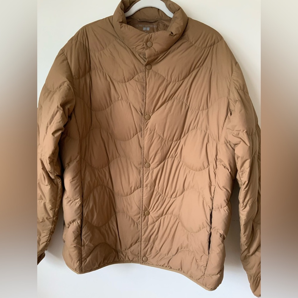 Uniqlo Ultra light Down wave quilted jacket coat  Large